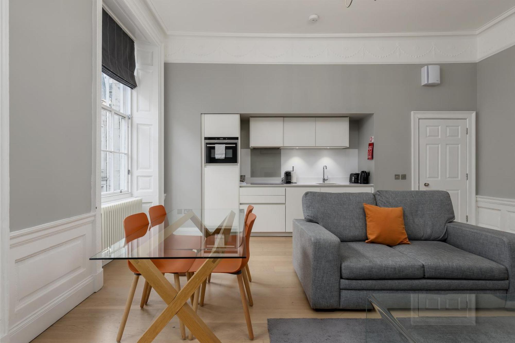 אדינבורו Destiny Scotland - Hill Street Apartments מראה חיצוני תמונה