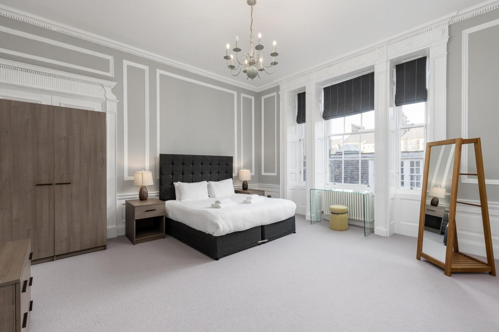 אדינבורו Destiny Scotland - Hill Street Apartments מראה חיצוני תמונה