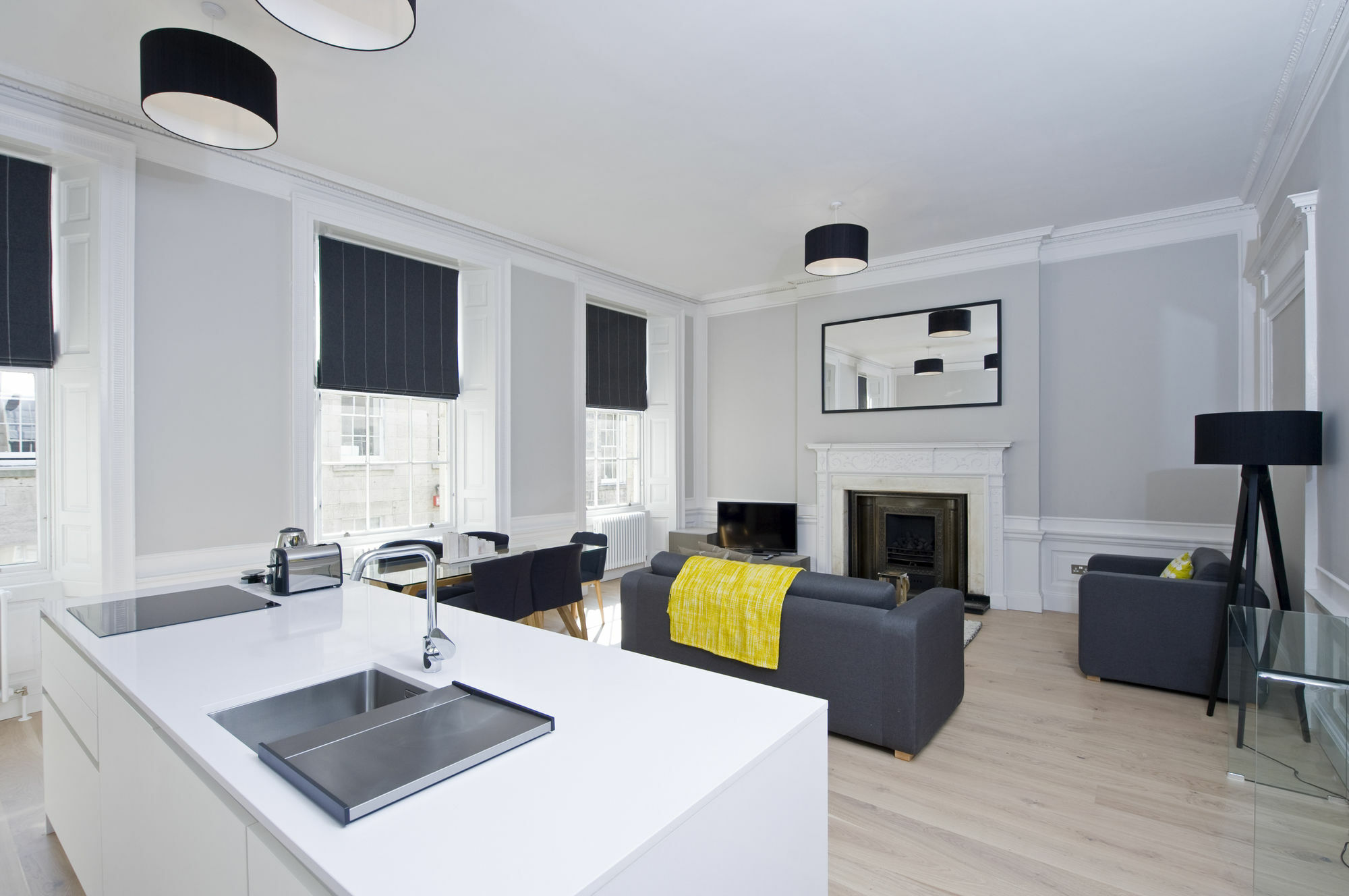 אדינבורו Destiny Scotland - Hill Street Apartments מראה חיצוני תמונה